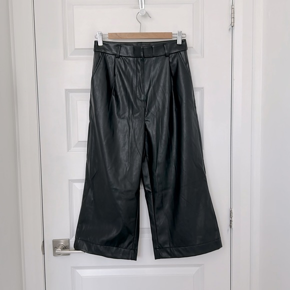 KOTON - Capri cropped wide pants faux leather high rise pants size 10 (UK 8) - Picture 2 of 11
